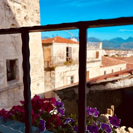 Casa Vacanze Irene Scalea Bagian luar foto
