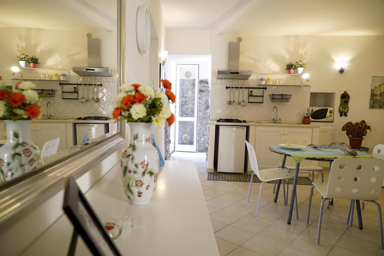 Casa Vacanze Irene Scalea Bagian luar foto