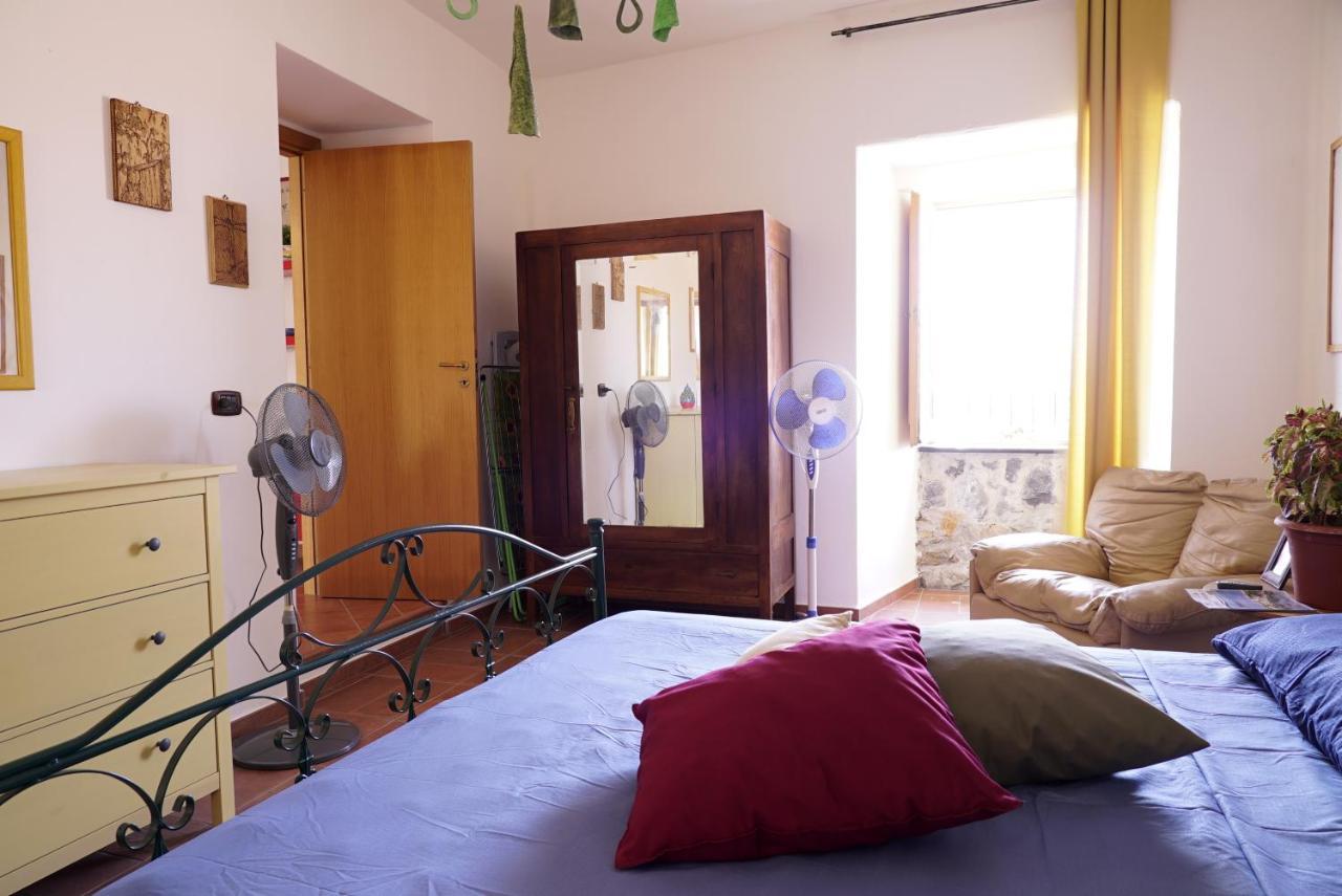 Casa Vacanze Irene Scalea Bagian luar foto